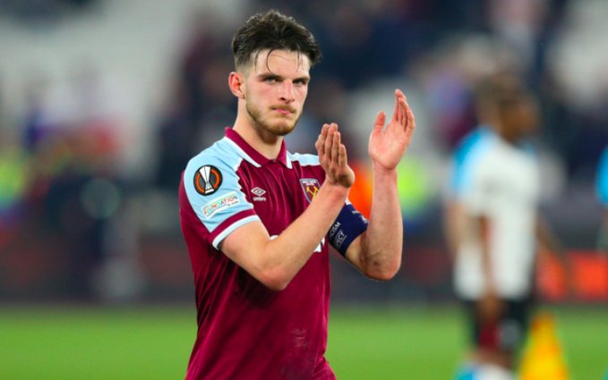 篮球湖人官方更新球员合同细节